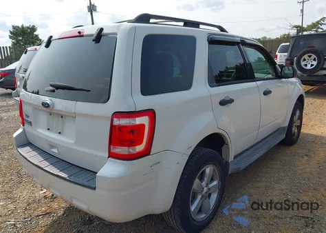 2011 Ford Escape Xlt from USA, damaged, VIN 1FMCU0D75BKA72761